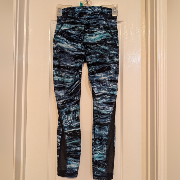 Lululemon Athletica Leggings - Picture 2 of 5